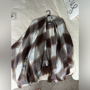 David and young plaid shawl